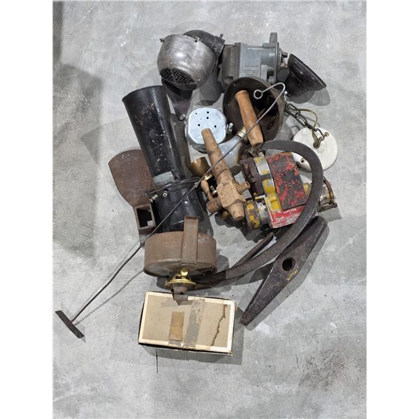 Antique Tools & Hardware