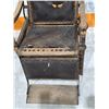 Image 4 : Antique Reclining Medical/Dental Chair