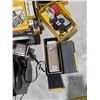 Image 4 : Vintage Camera Lot, Some with Flash Bulbs