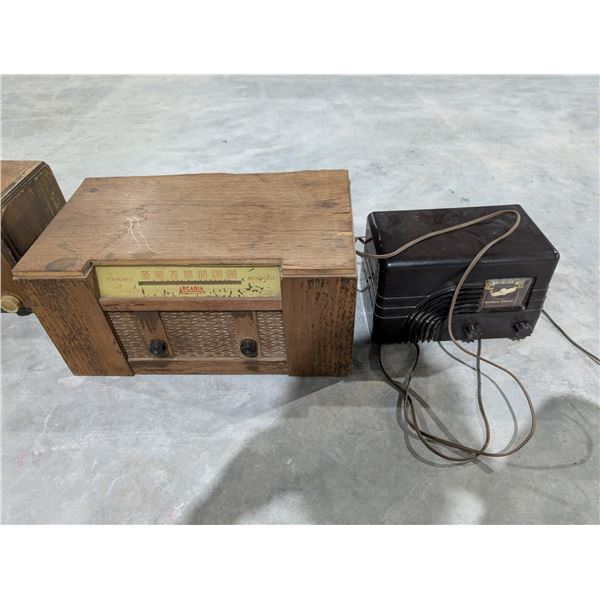 (2) Vintage Radios (1) northern Electric and 91) Arcadia MacLeod's