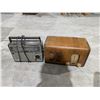 Image 1 : (2) Vintage Radios (1) SW and (1) Portable Realistic RS
