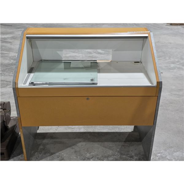 Vintage Display Cabinet – 43”x24”x42”H