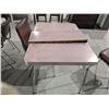 Image 4 : Vintage Table Set w/ Chairs and leaf 42x30x29
