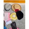 Image 3 : Vintage Hats and Gloves