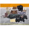 Image 1 : Vintage Shoes, Purses, Umbrella, etc.