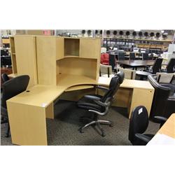 6Ft X 7Ft Maple Corner Desk With Hutch