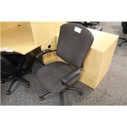 Grey Global Executive Task Chair