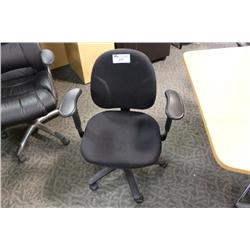 Black Gas Lift Boardroom Chair