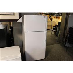 Electrolux Full Size Fridge/Freezer