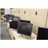 Image 2 : 12 Dell 17" Flat Panel Monitors