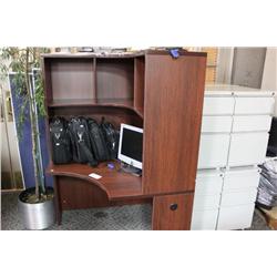 Mahogany Corner Desk With Hutch