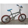 Image 1 : VINTAGE KUWAHARA BMX BIKE. MADE IN JAPAN