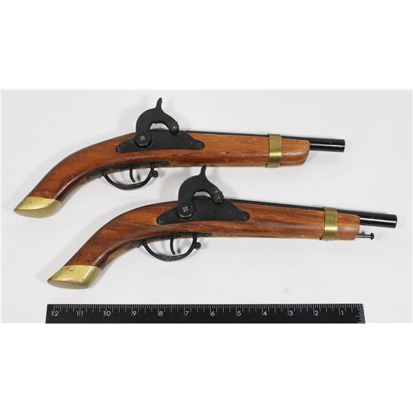 PAIR OF VINTAGE CAP GUNS FULLY FUNCTIONAL