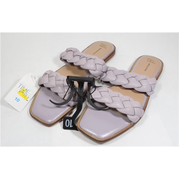 BRAND NEW WOMENS PURPLE TIME AND TRU MEMORY FOAM