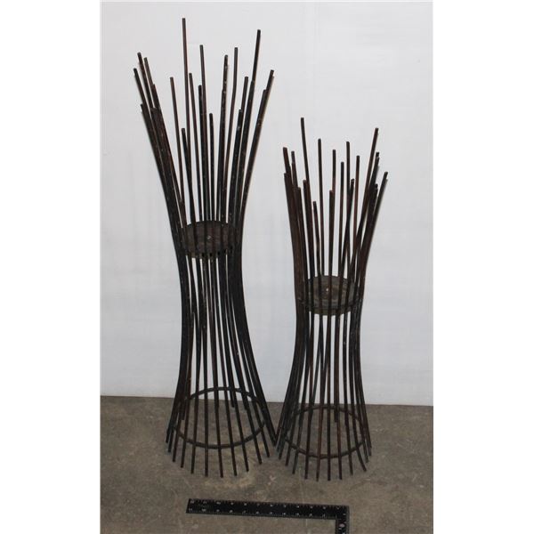 THREE SHORT METAL PLANT DISPLAYS