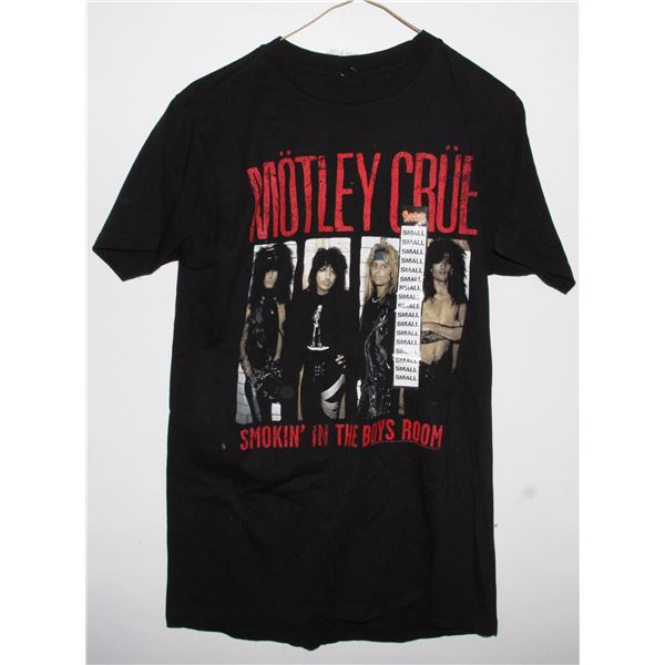 MOTLEY CRUE TEE SIZE SMALL