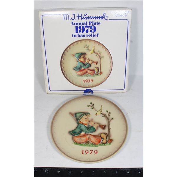 VINTAGE M.J. HUMMEL"SINGING LESSON" 1979 PLATE