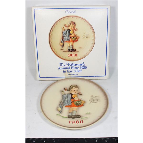 VINTAGE M.J. HUMMEL"SCHOOL GIRL" 1980 PLATE