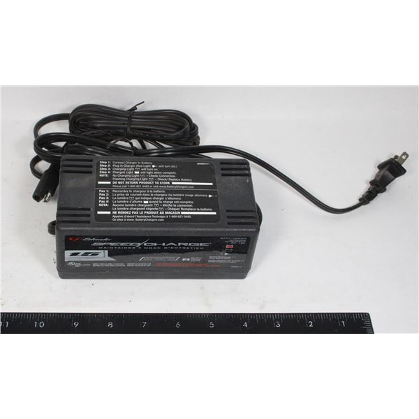 SCHUMACHER SEM-1562A BATTERY MAINTAINER