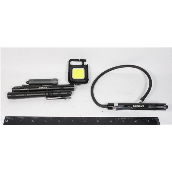 ASSORTMENT OF FLASHLIGHTS