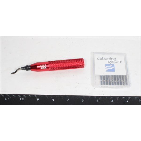 DEBURRING TOOL W/ 10 BLADES