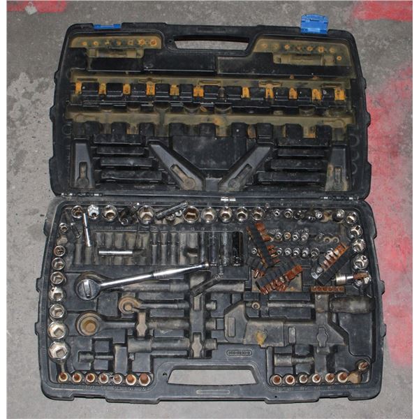 INCOMPLETE MASTERCRAFT SOCKET SET