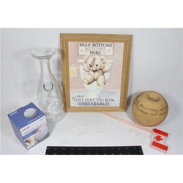 BOX OF ITEMS INCLUDING BEURER DREAM LIGHT