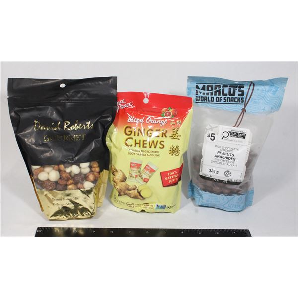 GINGER CHEWS & PEANUT SNACK BUNDLE 688G