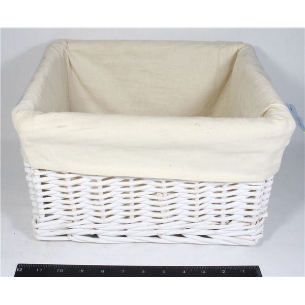 WICKER BASKET