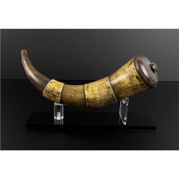 Early American Scrimshaw Powder Horn