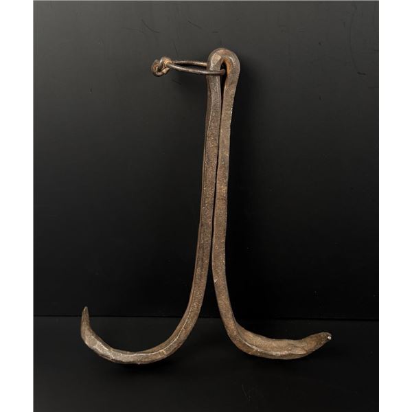 Hand Forged Bear or Wolf Trap Drag