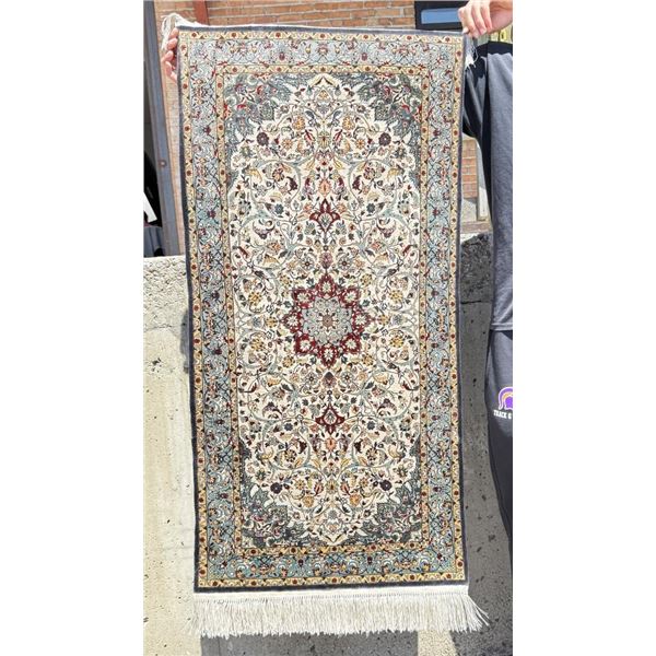 Kerman Iran Silk Persian Oriental Rug