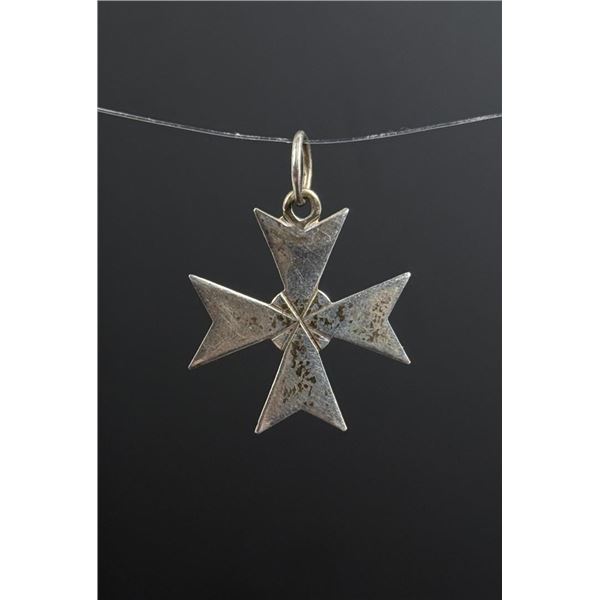 Sterling Silver Maltese Cross Pendant