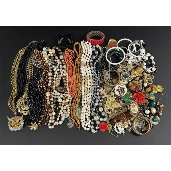 5 Pounds of Costume Jewelry