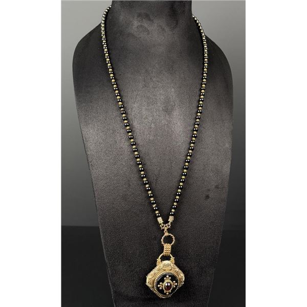 Victorian Black Glass Mourning Necklace