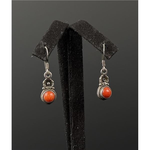 Navajo Sterling Silver Spiny Oyster Earrings