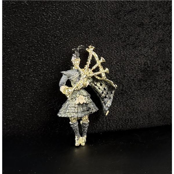 Scottish Bagpiper Highland Brooch