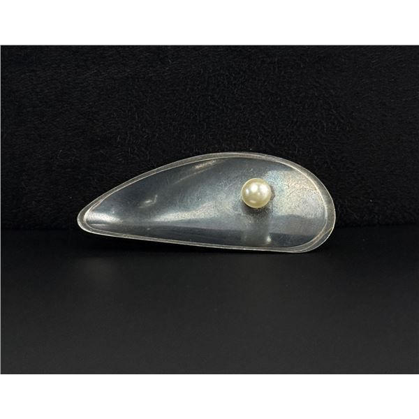 Taxco Delfino Mexico Pearl Silver Brooch