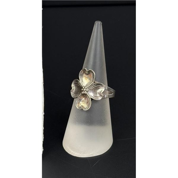 Beau Sterling Silver Dogwood Blossom Ring