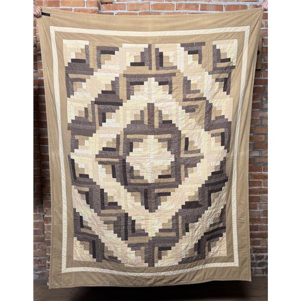 1920s Amish Log Cabin Barn Quilt