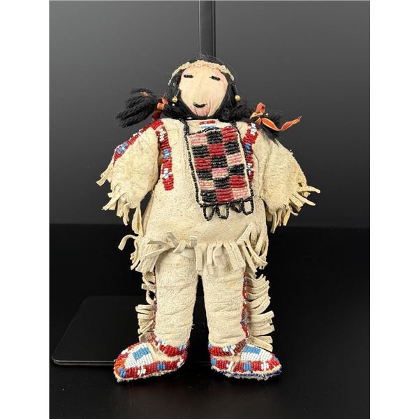 Montana Blackfoot American Indian Beaded Doll