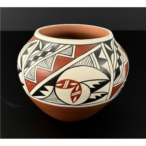Dorela Tosa Jemez Pueblo Olla Water Jar