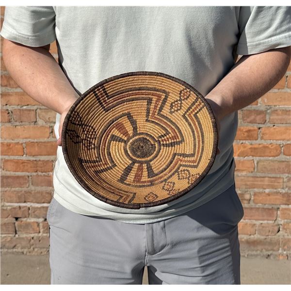 Apache Polychrome Native American Indian Basket
