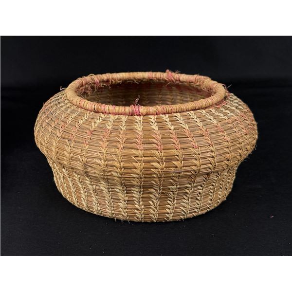 Coushatta Pine Needle Indian Basket
