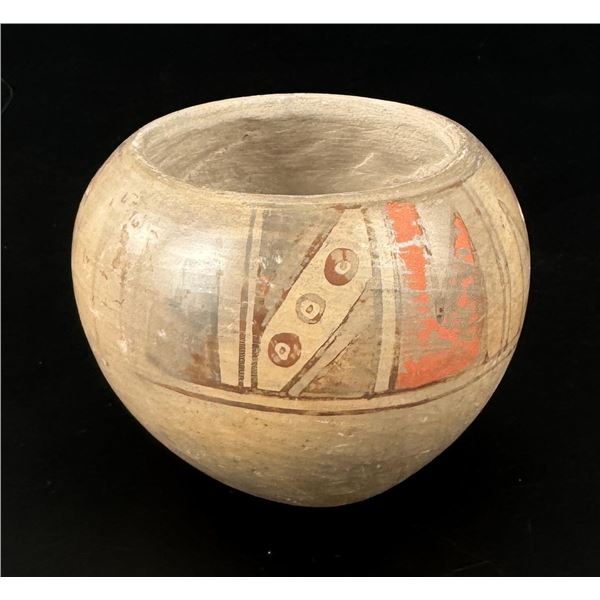 Louann Komalestewa Hopi Indian Pot
