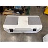 Image 2 : Igloo MaxCold Marine Cooler Ice Chest