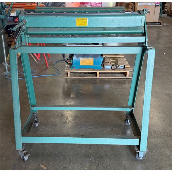 Tin Knocker Model 30 Cleat Bender