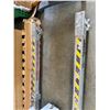 Image 10 : Sumner 2118 Material Hoist 650 lbs. Load Capacity