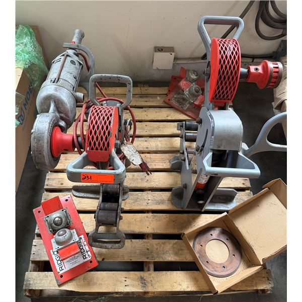 Qty 2 Ridgid 258RS/258XL Pipe Cutters & Ball Transfer Pipe Supports