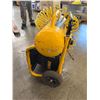 Image 4 : DeWalt D55146 Portable Electric Air Compressor 225 PSI (Starts - See Video)